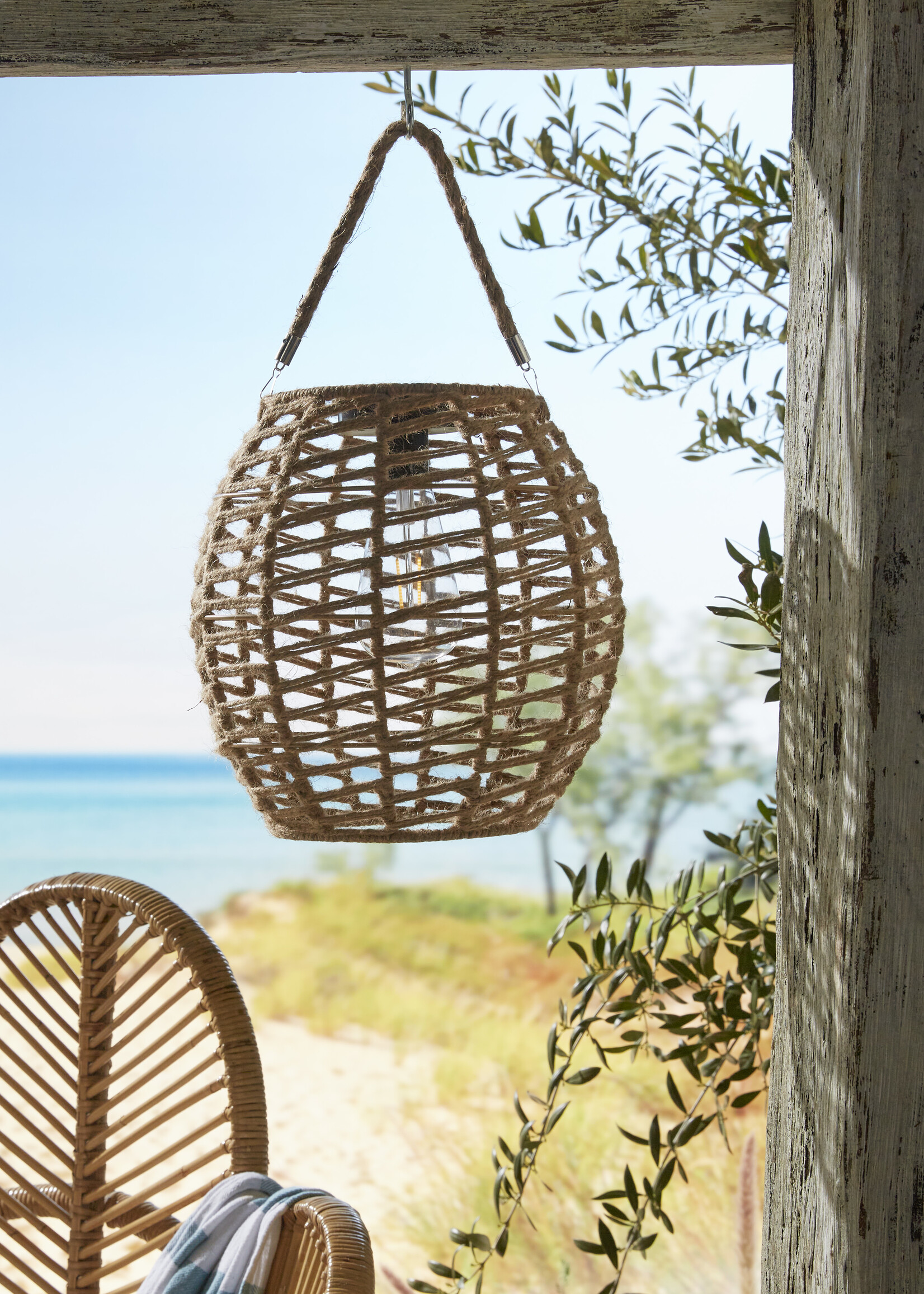 Luxform Solar Tortoli lamp