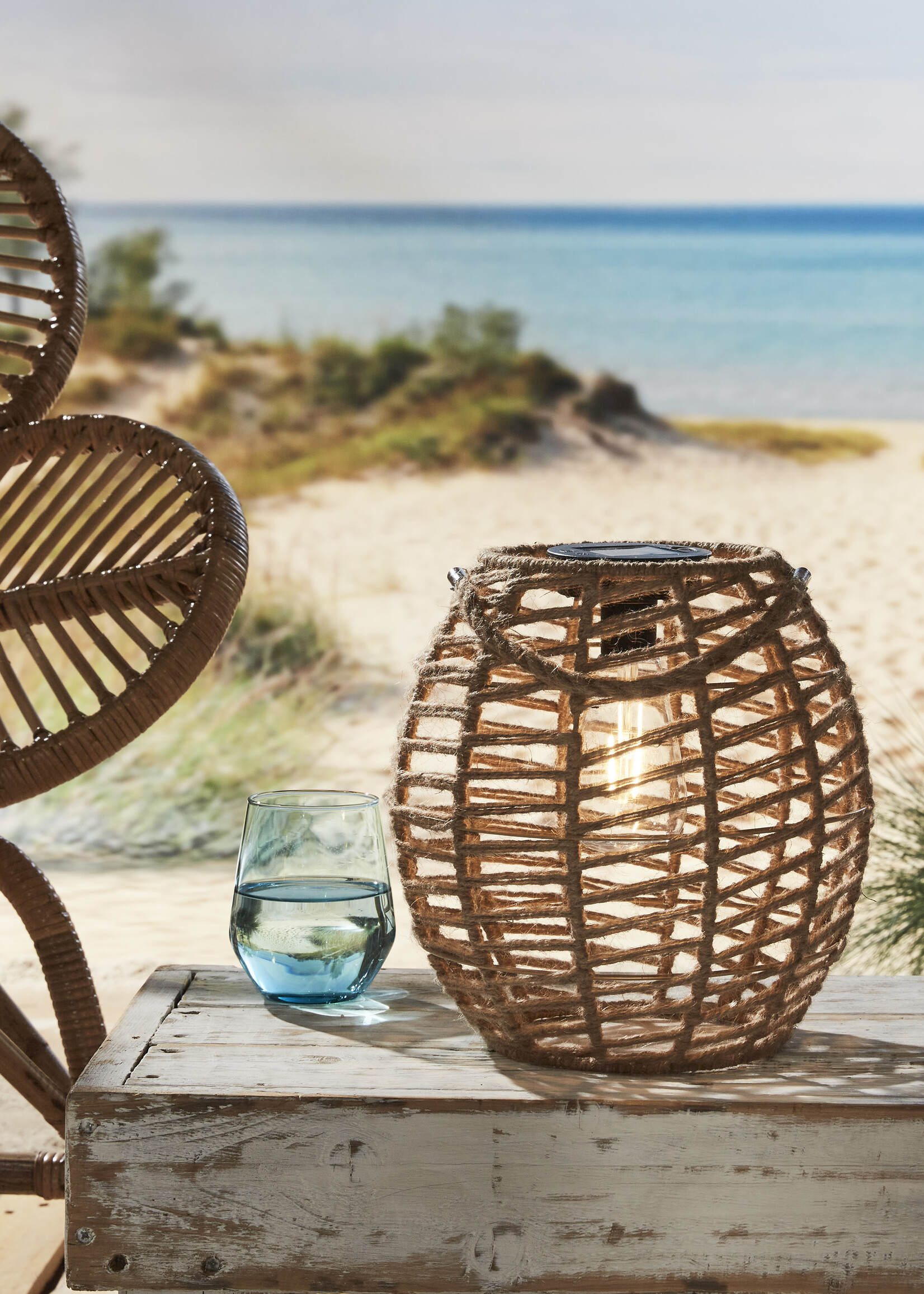 Luxform Solar Tortoli lamp