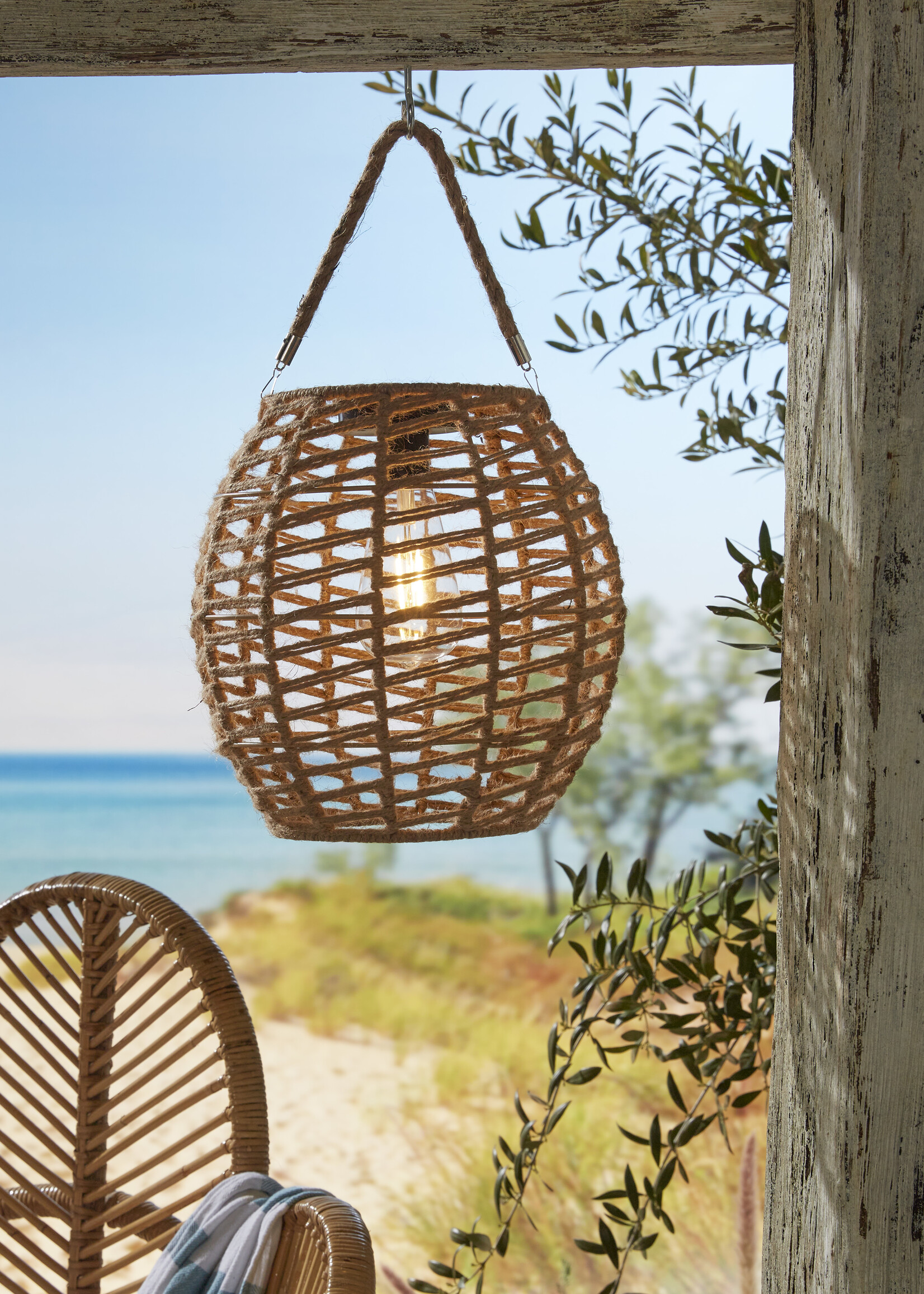 Luxform Solar Tortoli lamp