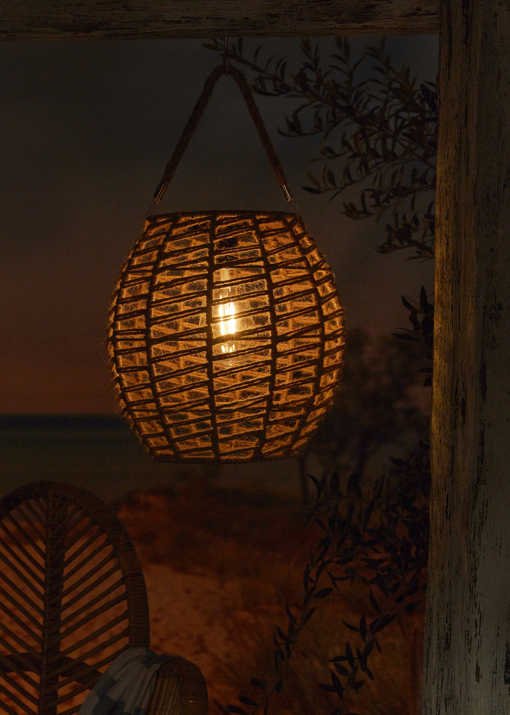 Luxform Solar Tortoli lamp