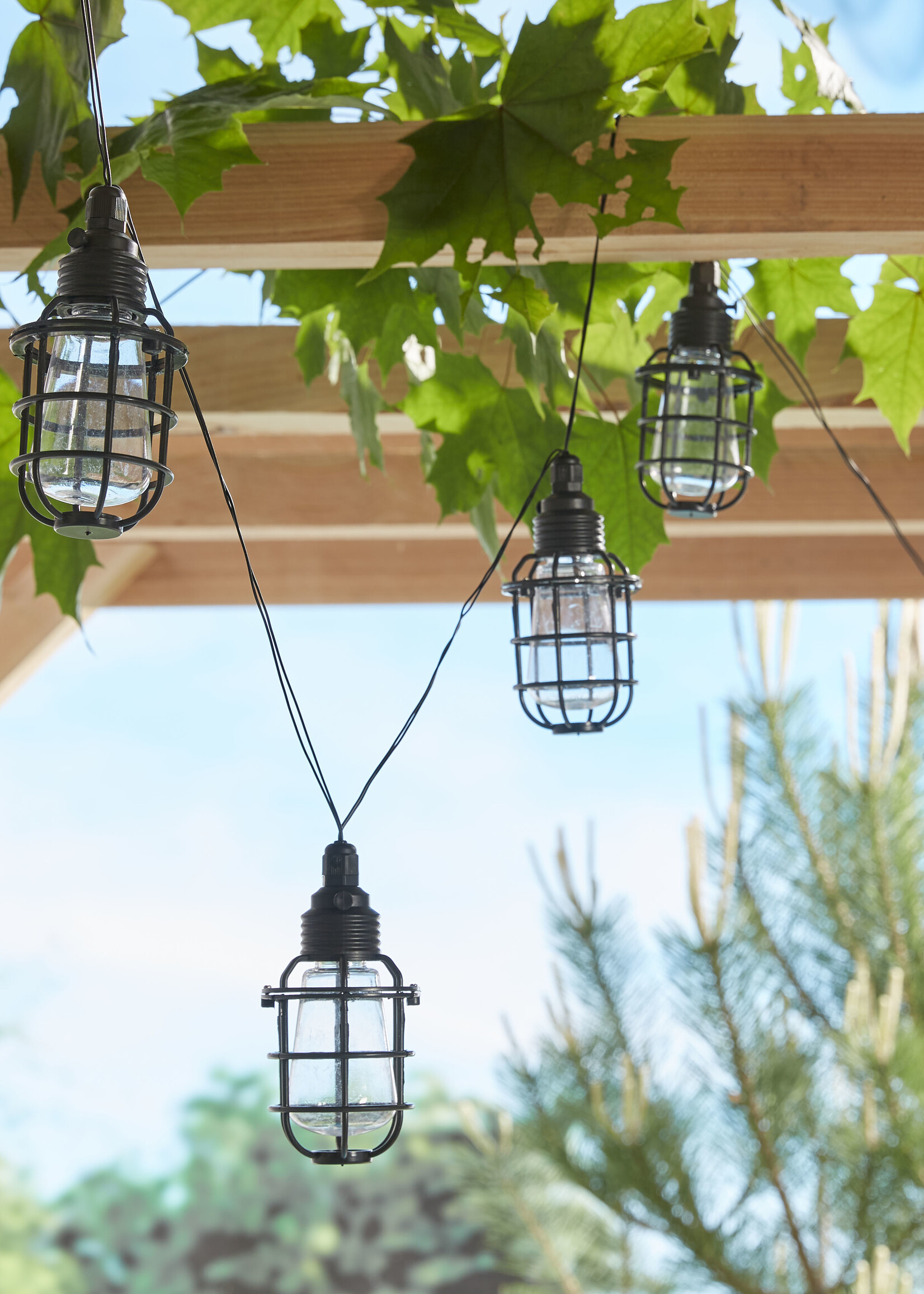 Luxform Solar Stringlight Model Corsica