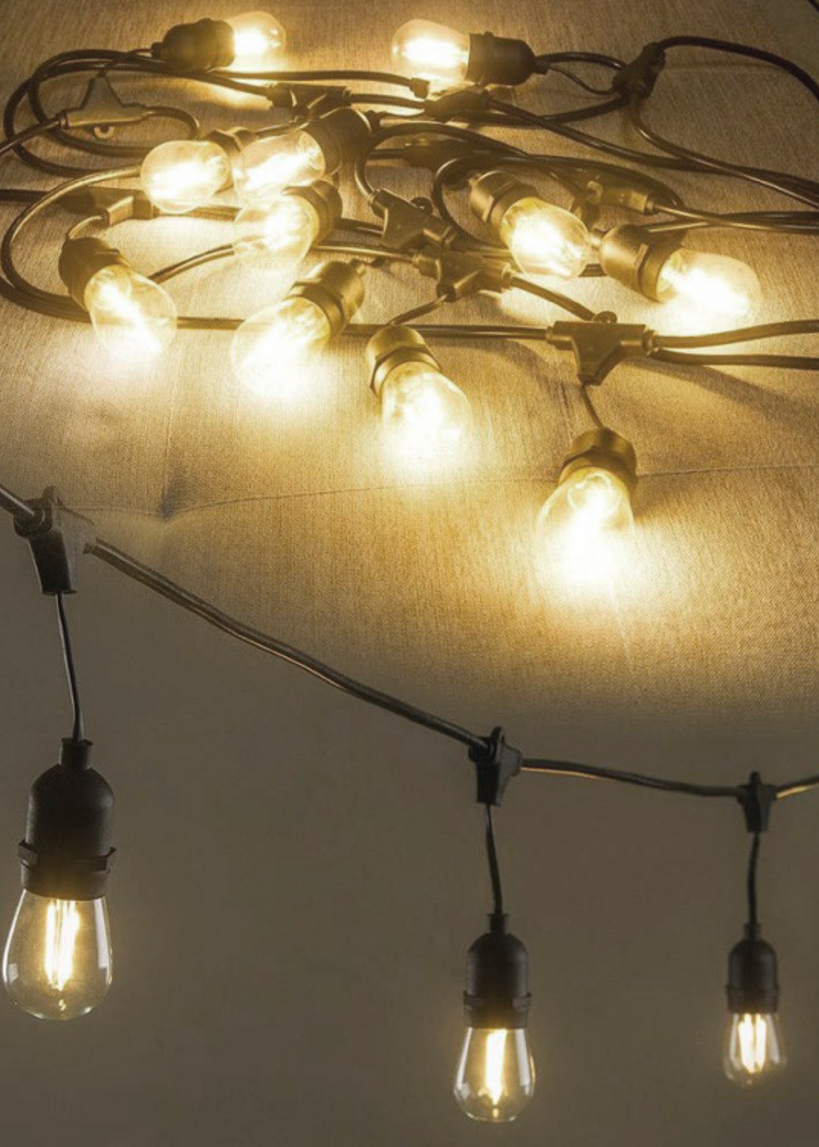 Amlux Lichtsnoer 15 meter met 15 LED lampen  - 2700K