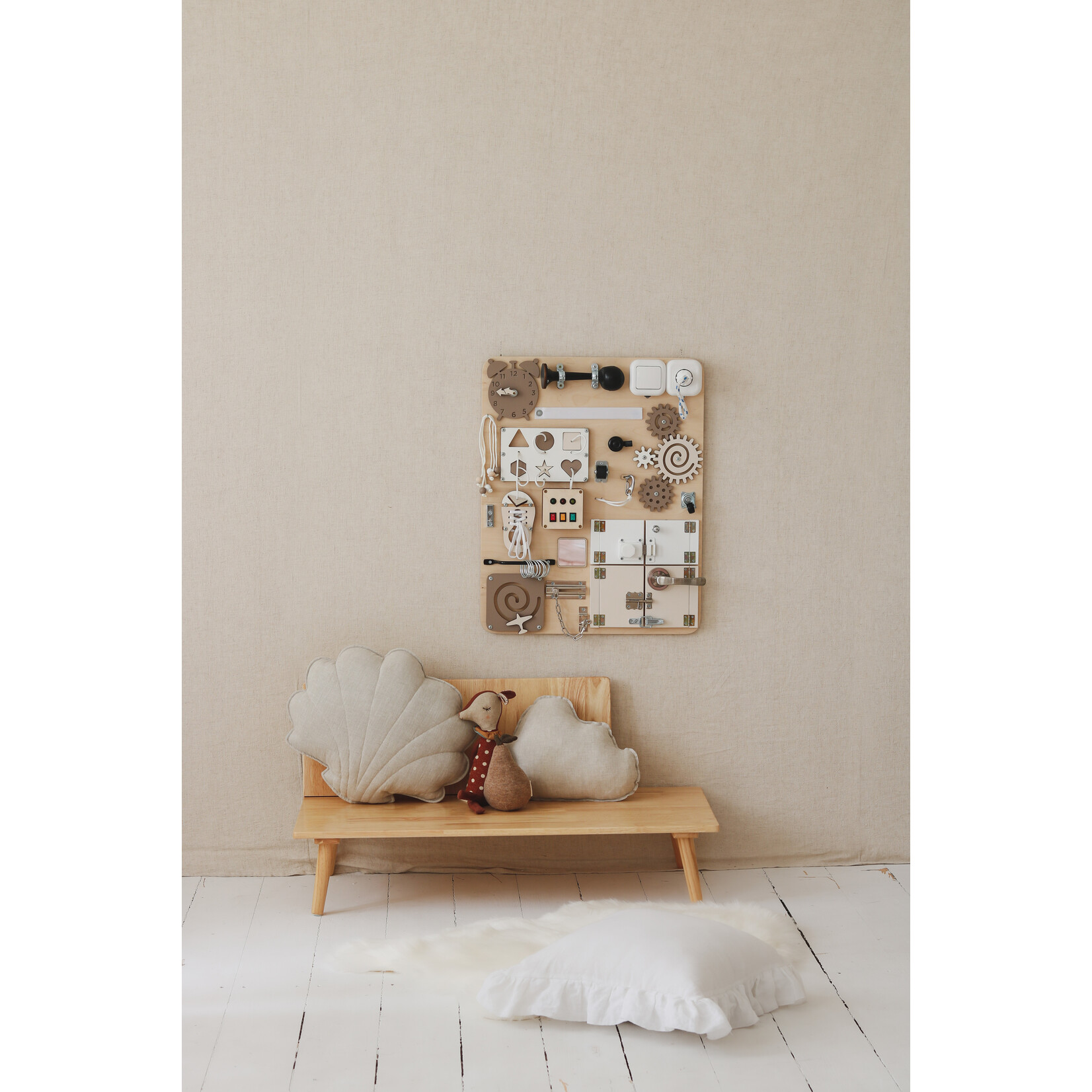 Woobiboo Activiteitenbord Montessori Bohemian PLAY- wandbord