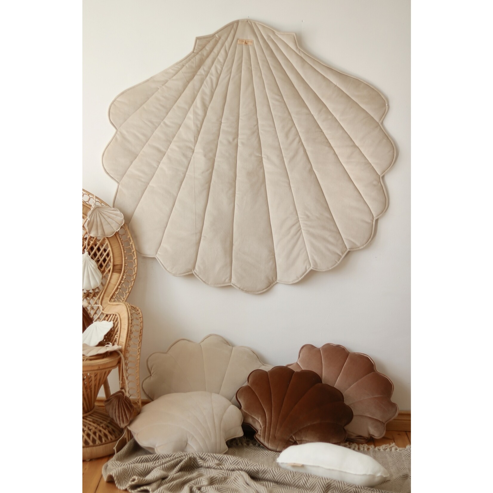 MOI MILI Velvet Shell Mat - Cream