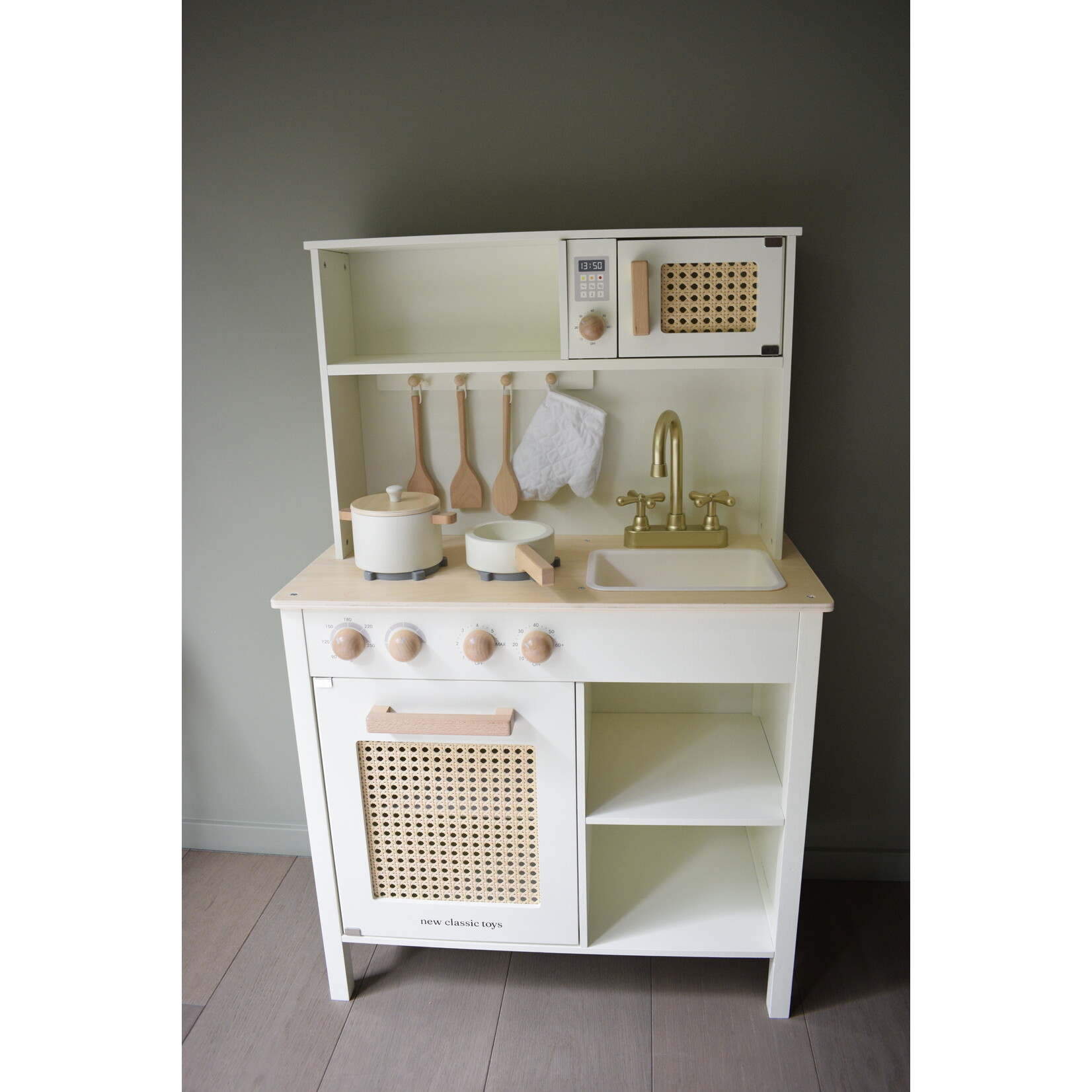 Woet Speelkeuken Rotan - met accessoires