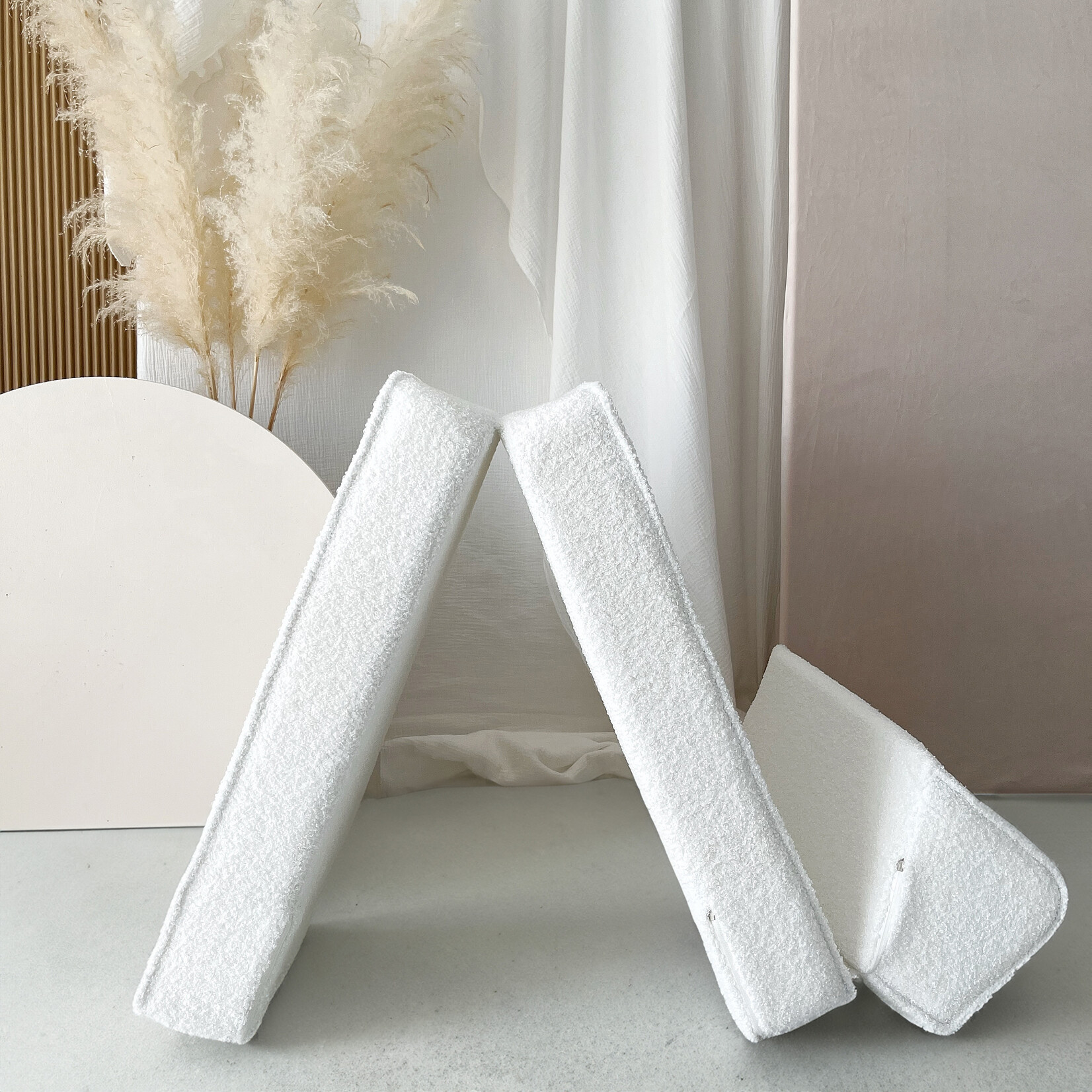 moje. Bouclé Lounger -Wit
