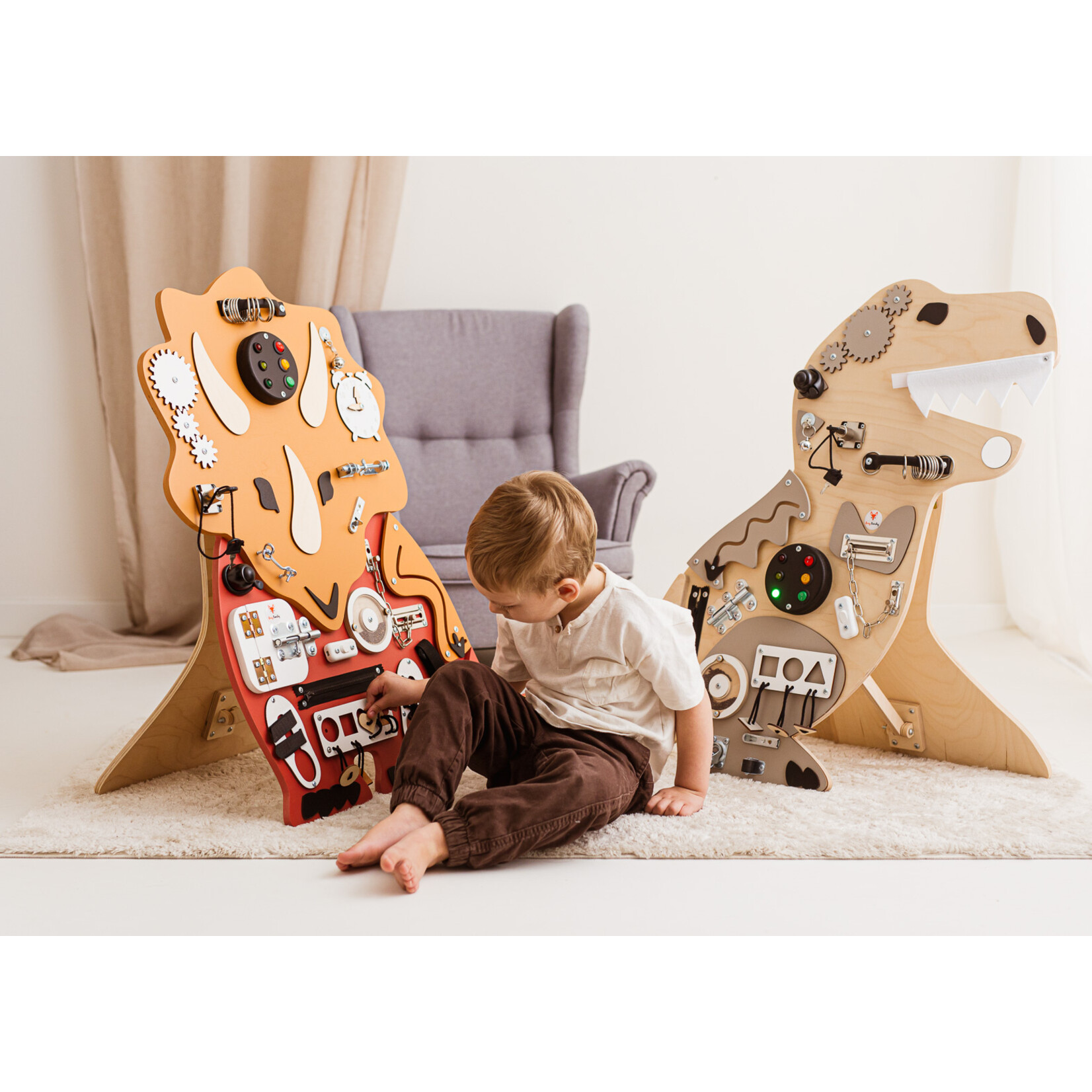 FOXY family Sensorisch Bord - Dino