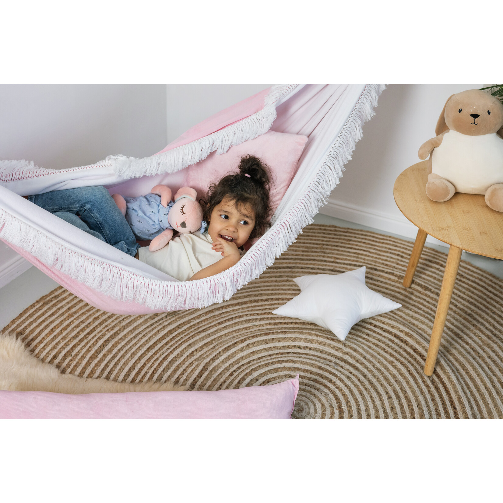 moje. Luxe Hangmat -Roze met franjes - Pink Cloud