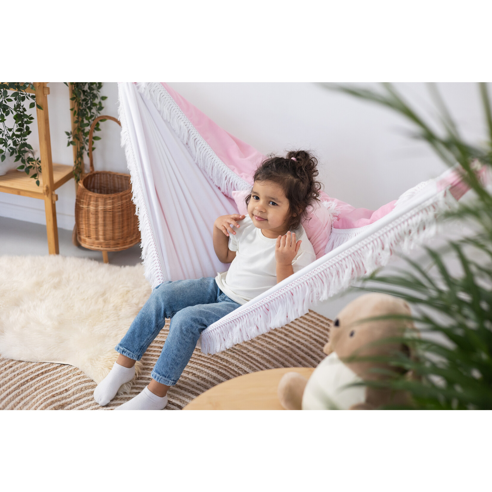 moje. Luxe Hangmat -Roze met franjes - Pink Cloud