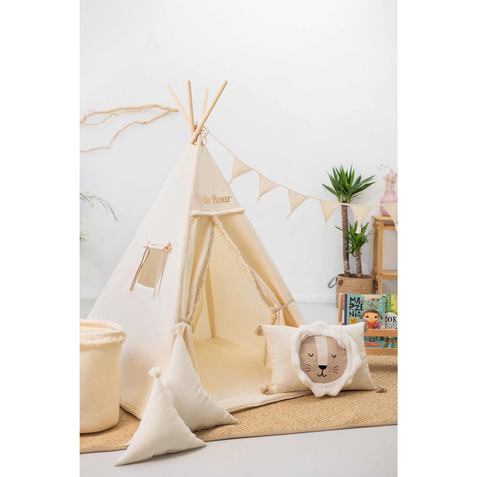 Sowka Set XXL Tipi tent "Little Roar" met accessoires