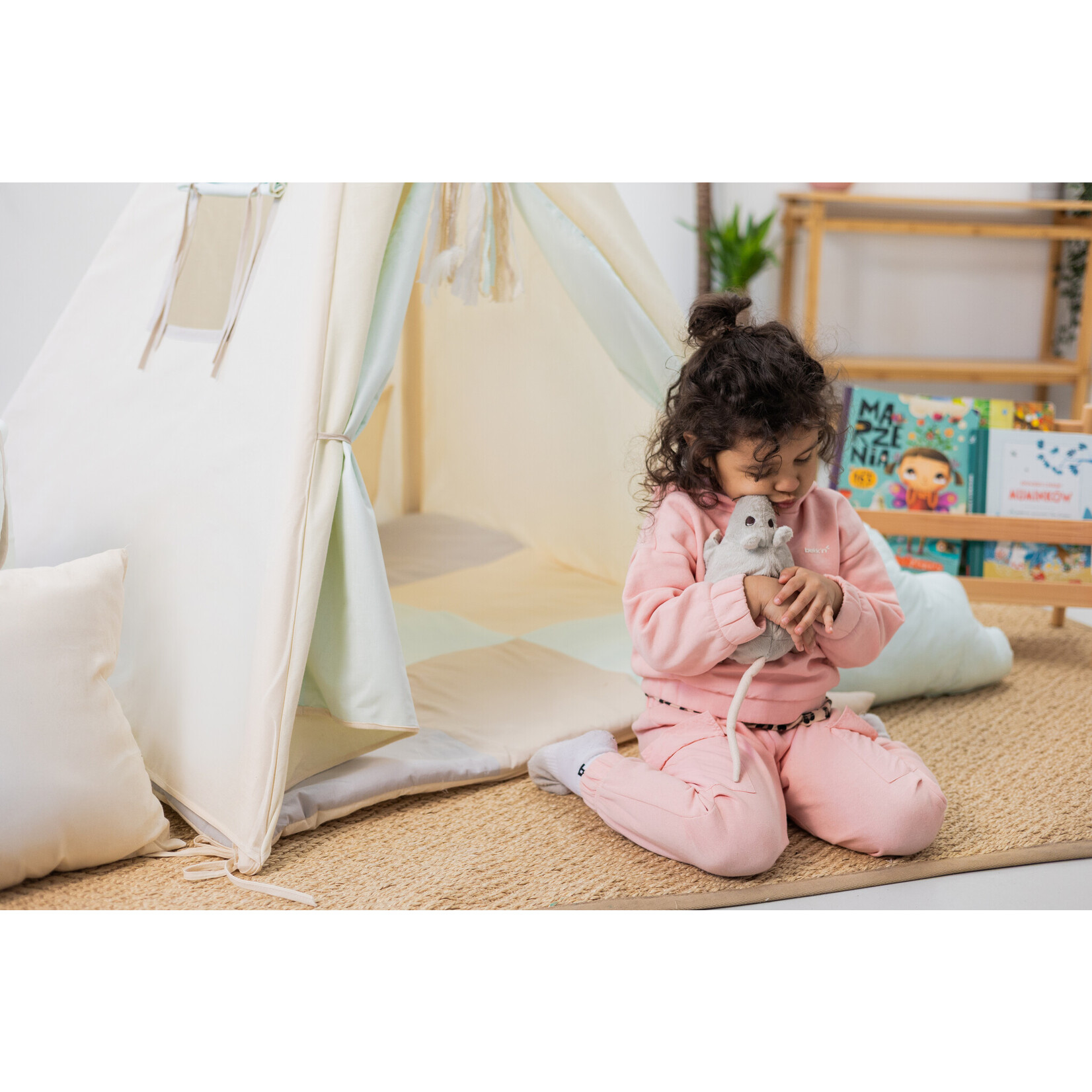 Sowka Set XXL Tipi tent "Pastel square" met accessoires