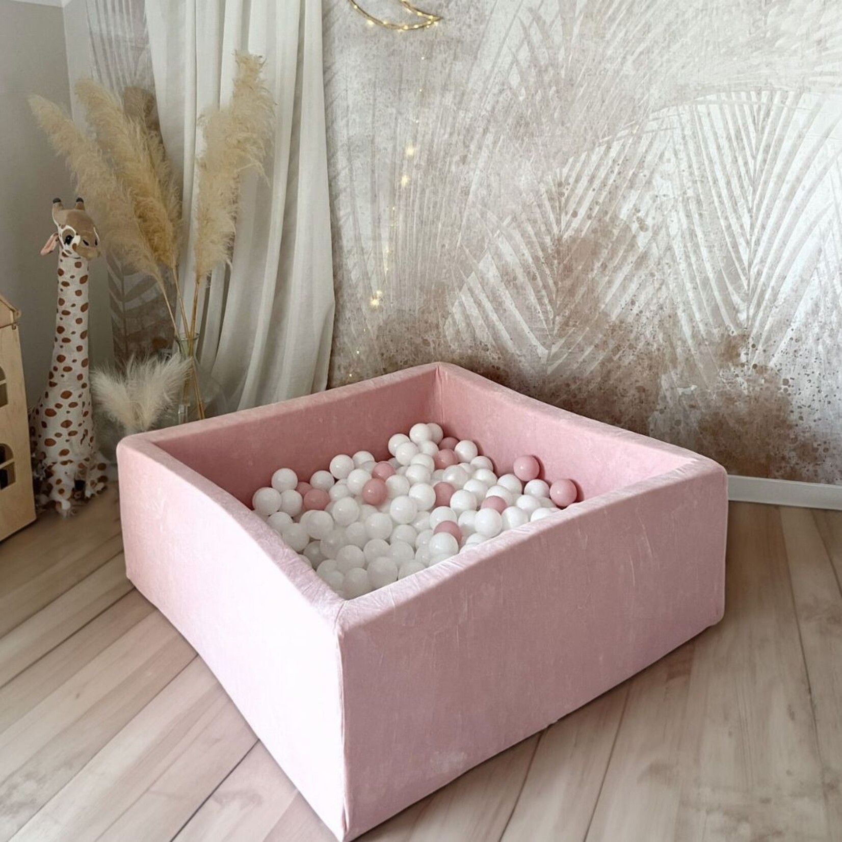 moje. Ballenbad - Soft Velvet- 106x106x40 cm - Light Pink