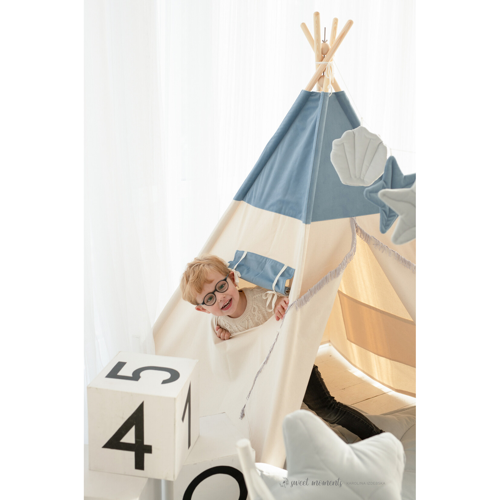 Cozy & Dozy Blauwe tipi speeltent Blue Sea met of zonder velvet schelpmat