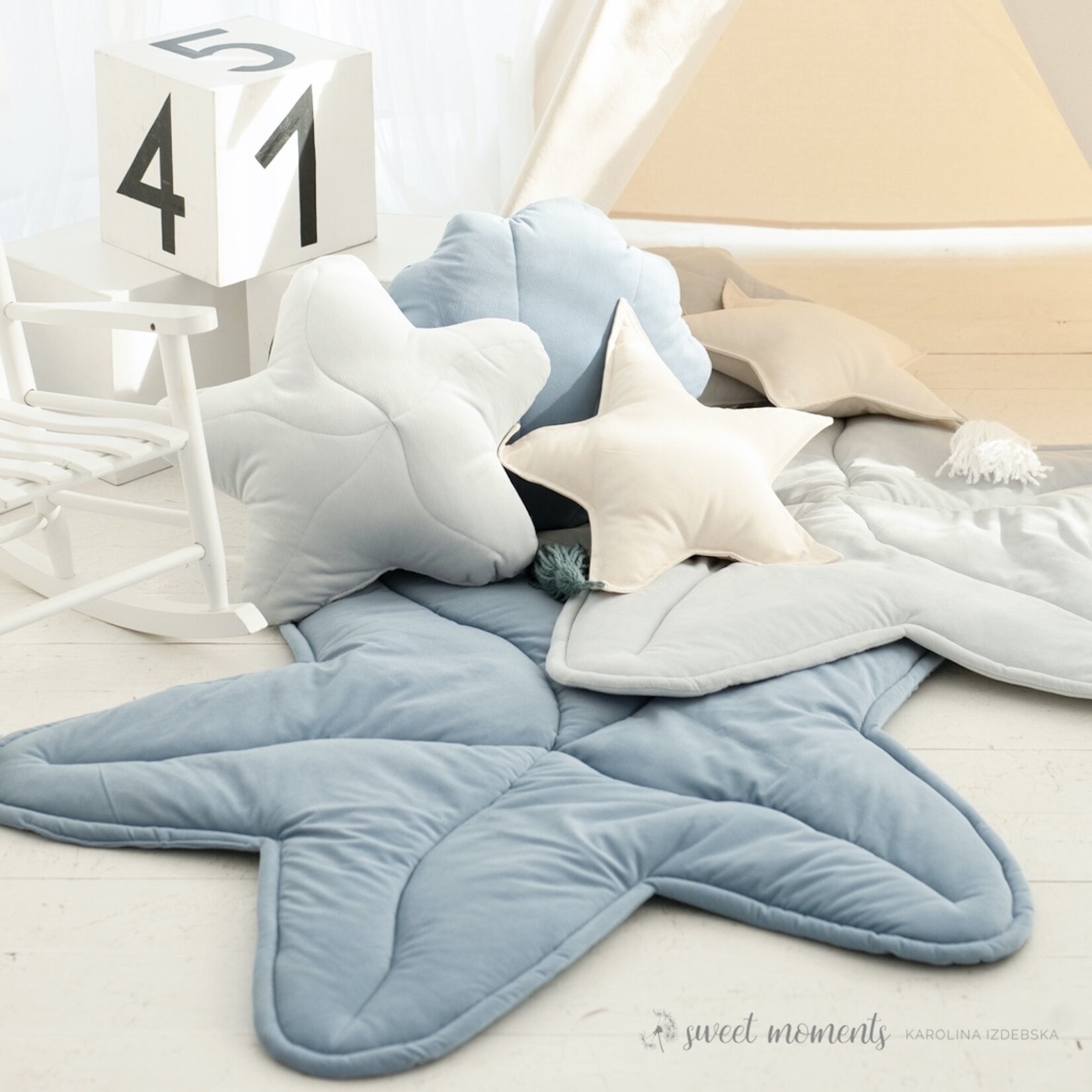 Cozy & Dozy Blauwe tipi speeltent Blue Sea met of zonder velvet schelpmat