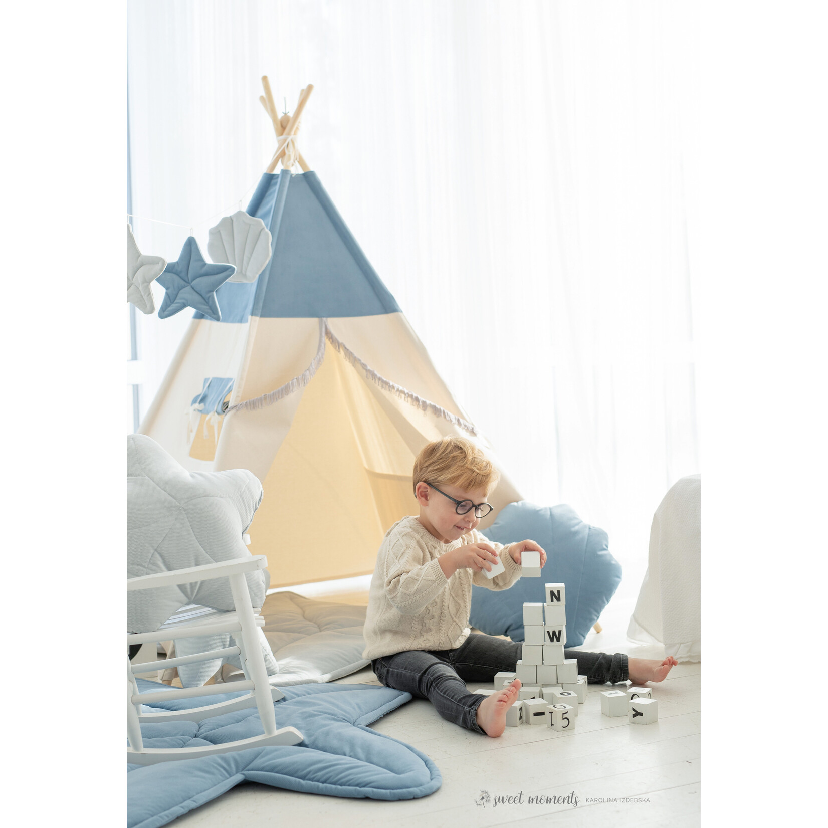Cozy & Dozy Blauwe tipi speeltent Blue Sea met of zonder velvet schelpmat