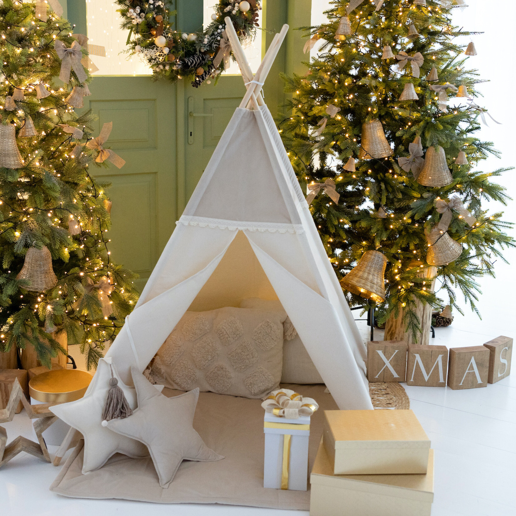 Cozy & Dozy Tipi tent - Beige Velvet - katoen met kanten afwerking