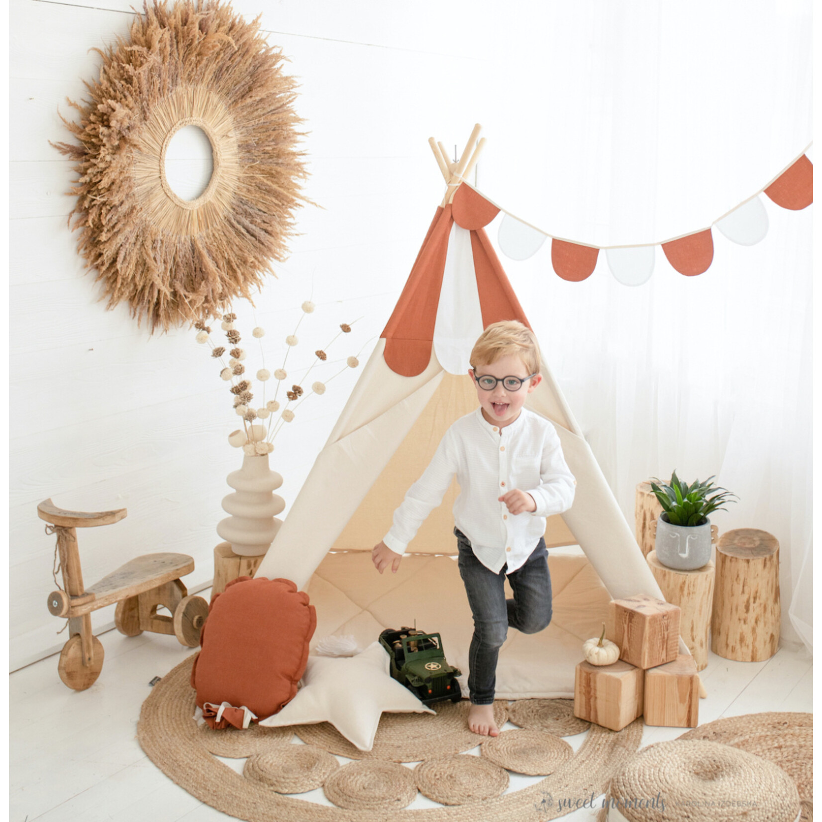 Cozy & Dozy Tipi tent - Candy Red - met zachte speelmat