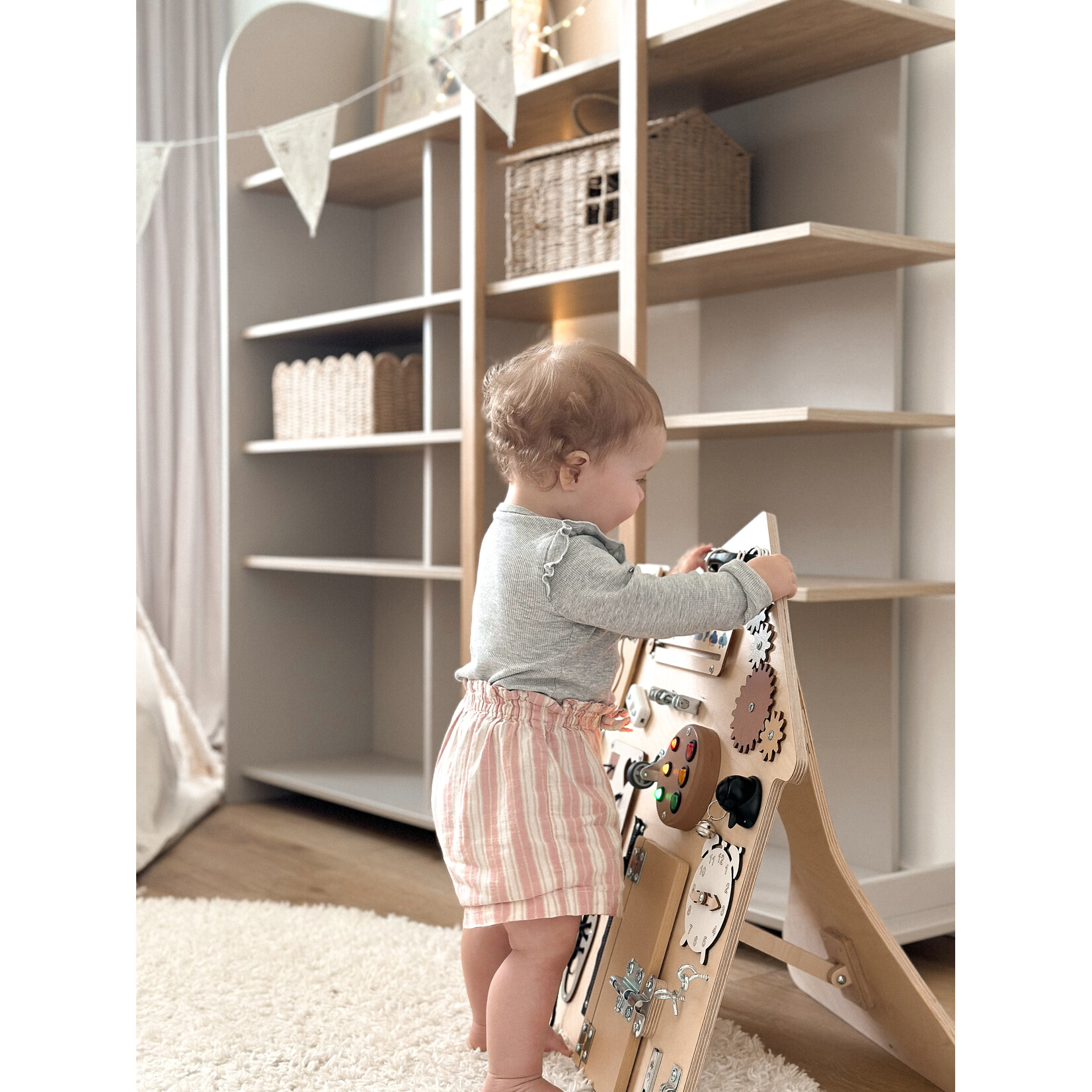 FOXY family Sensorisch Busy Bord - Huis XL  -hout
