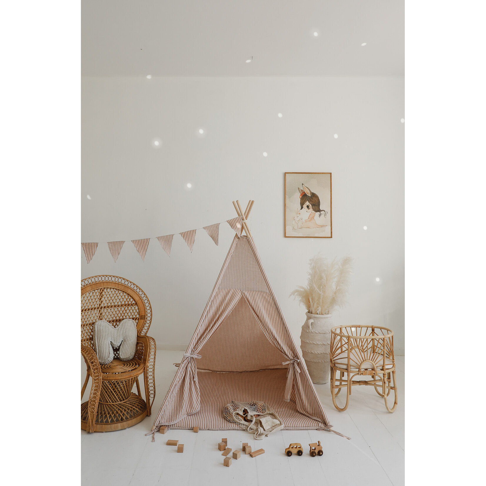 MuzPony Tipi Tent - Beige Stripes - dubbelzijdige mousseline speeltent met vloer mat