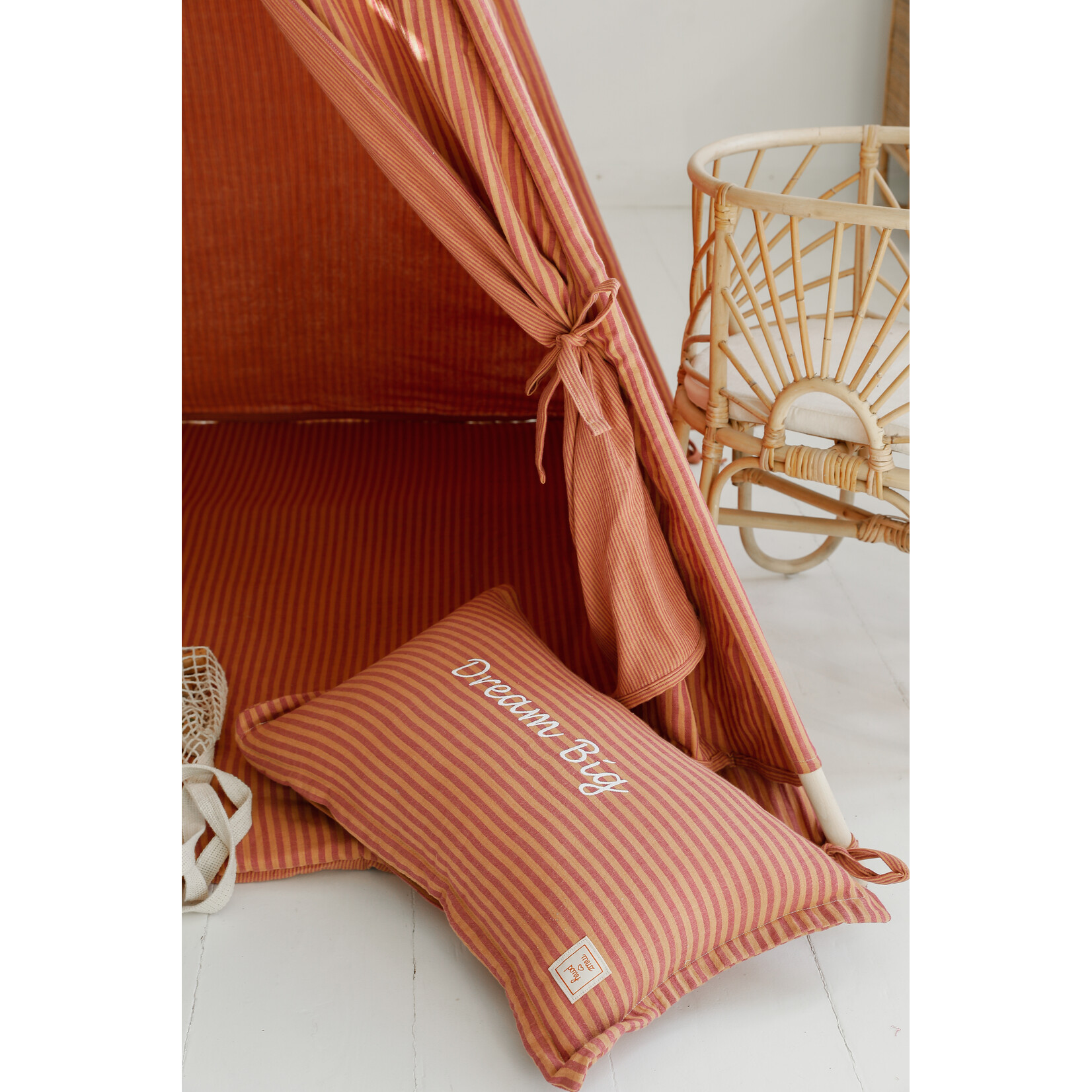 MuzPony Tipi tent Dalia Stripes - mousseline speeltent met vloer mat