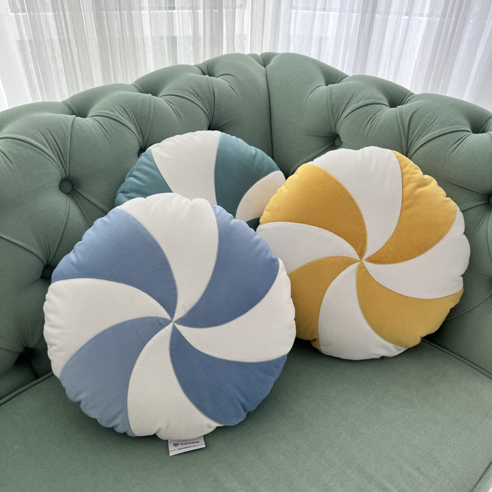 Cozy & Dozy Ronde kussen Candy – Blauw