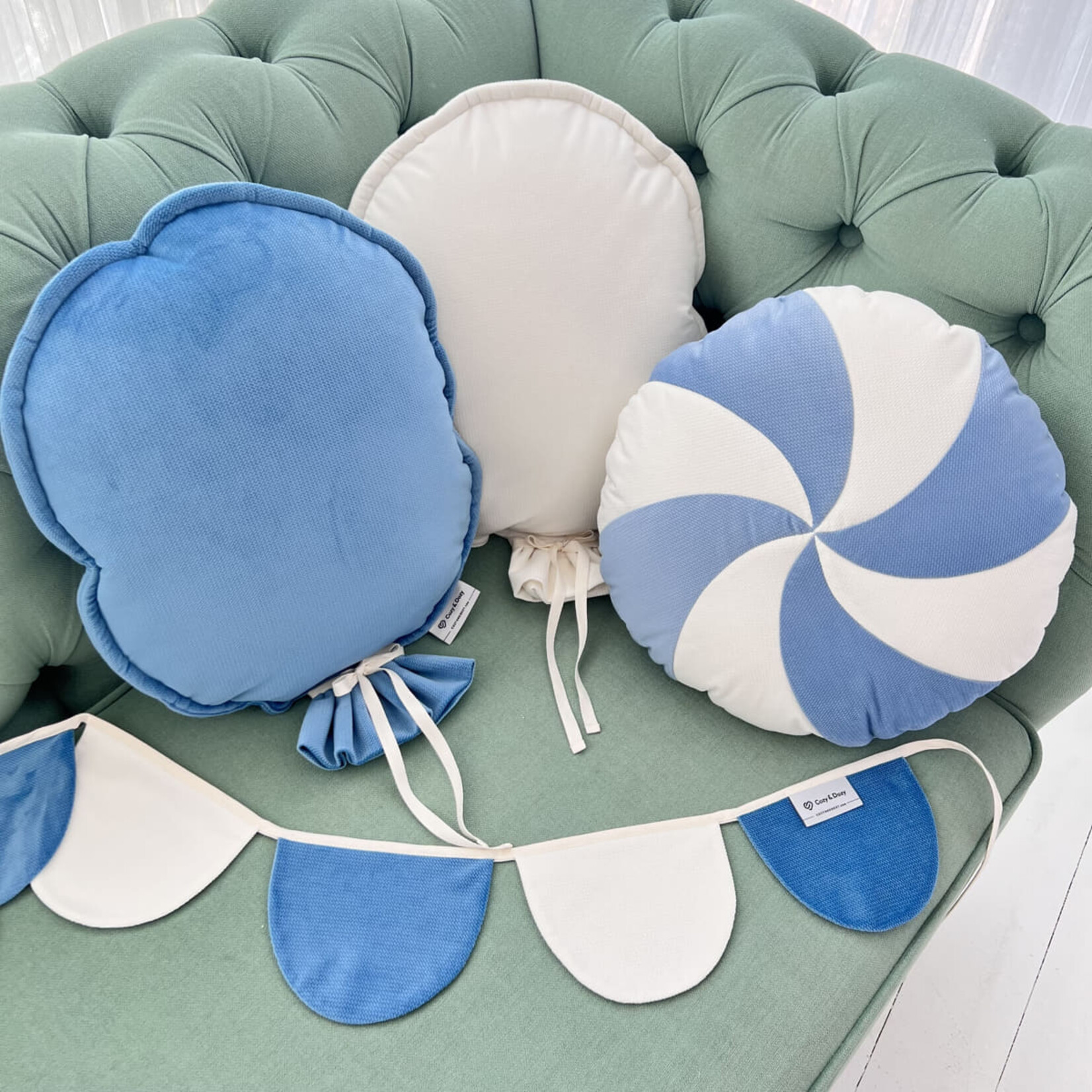 Cozy & Dozy Ronde kussen Candy – Blauw