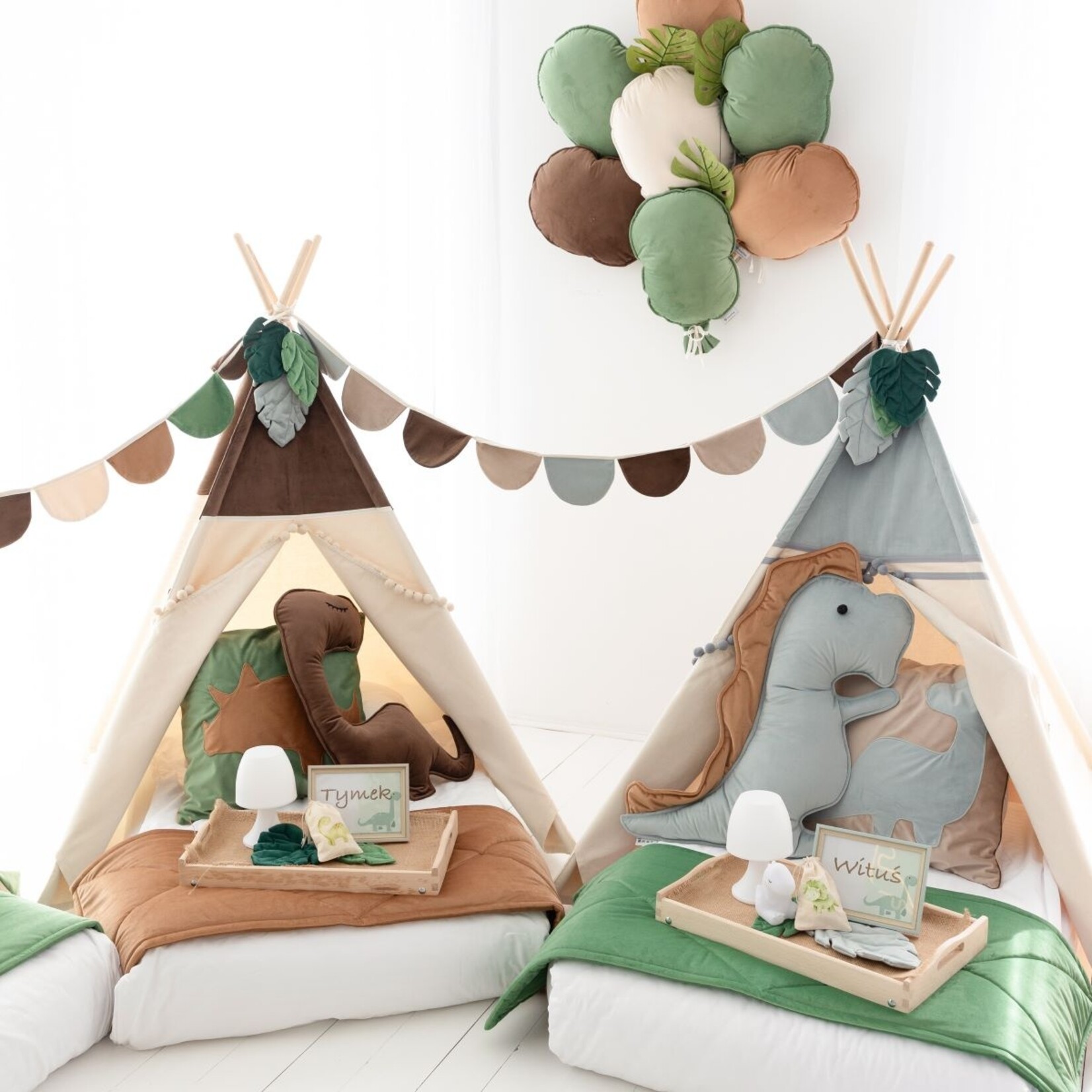 Cozy & Dozy Bruine Diplodocus – kinder sierkussen