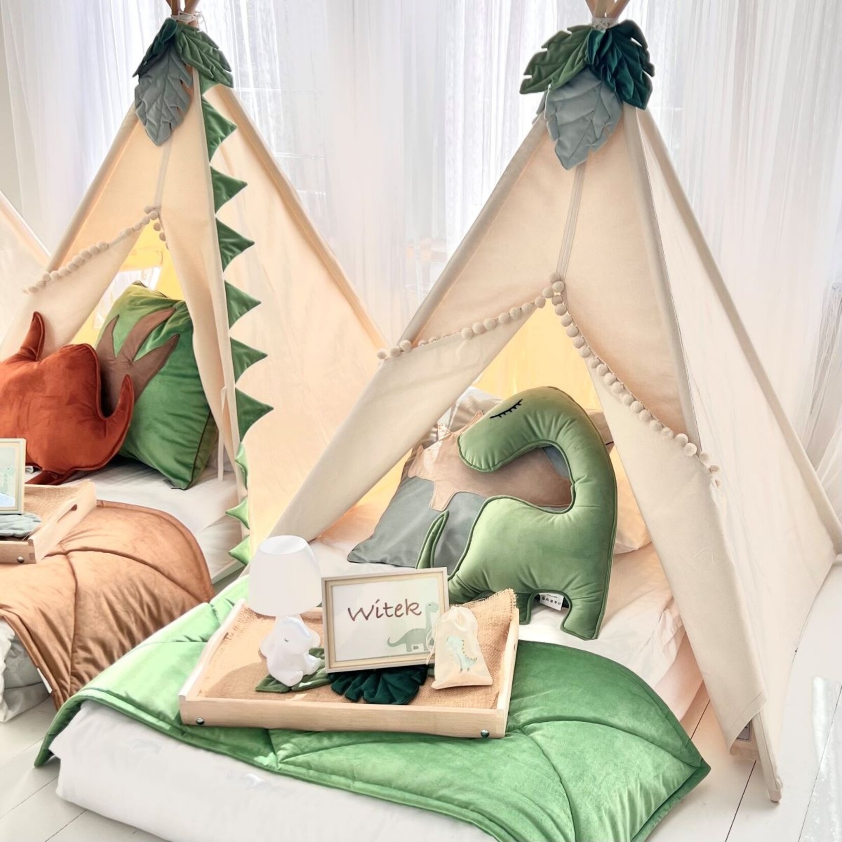 Cozy & Dozy Groene Diplodocus – kinder sierkussen