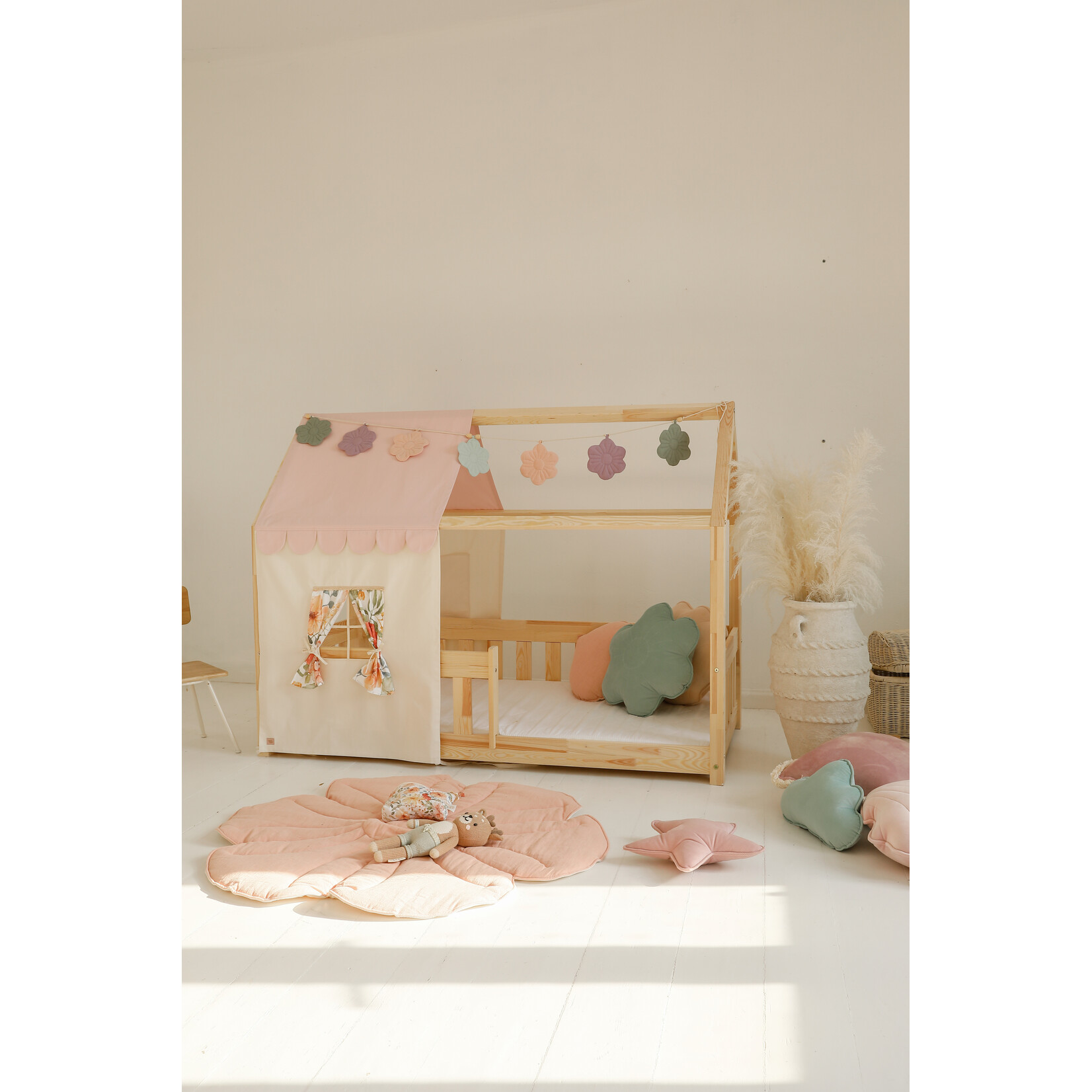 MOI MILI Katoenen tent voor bedhuis – ecru-roze met bloemen