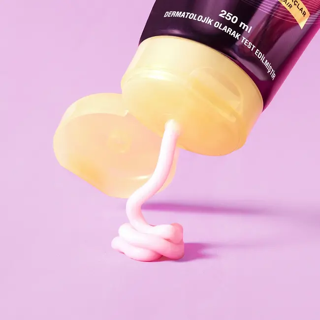 Bioblas  Collagen & Keratin Saç  Şekillendirici Bakım Kremi 250 ml (Durulanmaz)