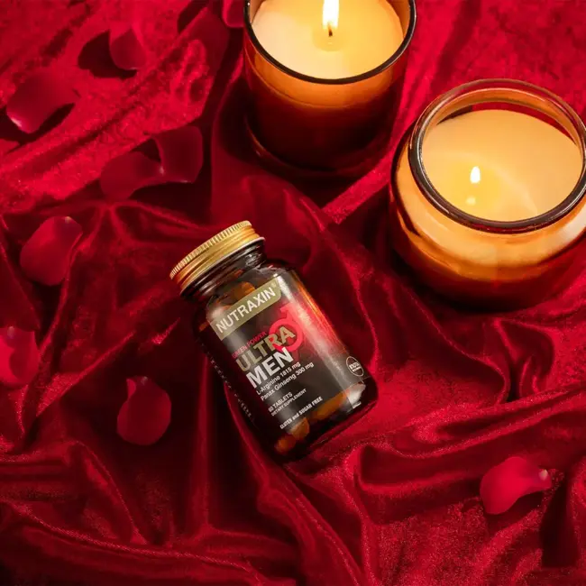 Nutraxin   Ultra Men 60 Comprimés – L-Arginine, Tribulus, Ginseng & Extrait d’Écorce de Pin – Soutien de l’Énergie, de la Circulation et de la Vitalité Masculine