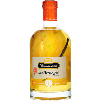 Damoiseau / Guadeloupe, Le Moule Les Arranges Ananas Victoria Rum 0.7 l 30% vol