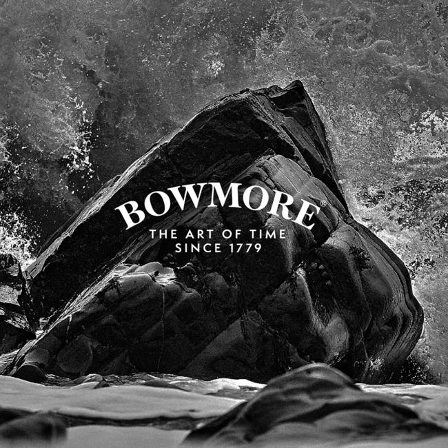 Bowmore 15 Years Old Golden & Elegant Global Traveller Islay Single Malt Scotch Whisky 1.0 l 43% vol