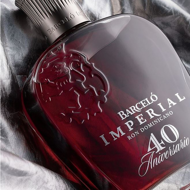 40 Aniversario Imperial Premium Blend Ron Dominicano 0,7 l 43 % vol