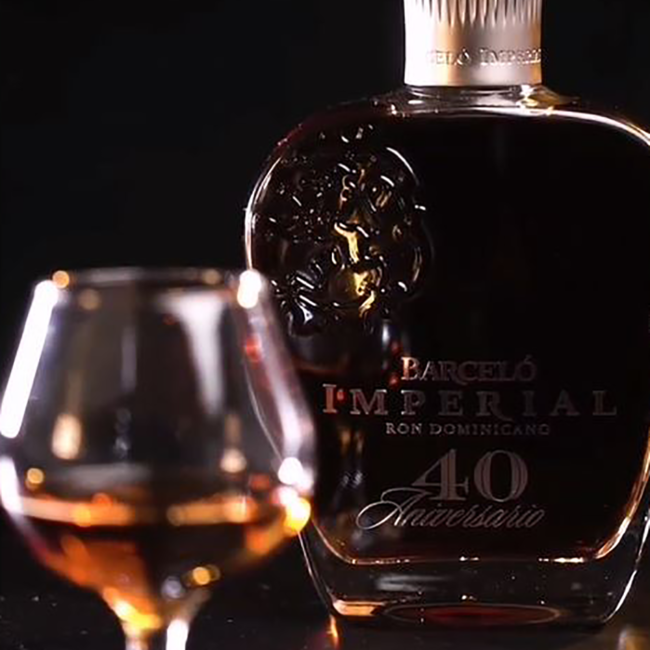 40 Aniversario Imperial Premium Blend Ron Dominicano 0,7 l 43 % vol