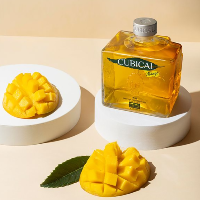Cubical Premium Special Distilled Gin Mango 0.7 l 37.5% vol