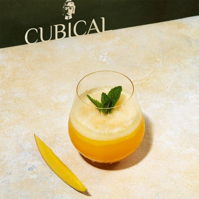 Cubical Premium Special Distilled Gin Mango 0.7 l 37.5% vol