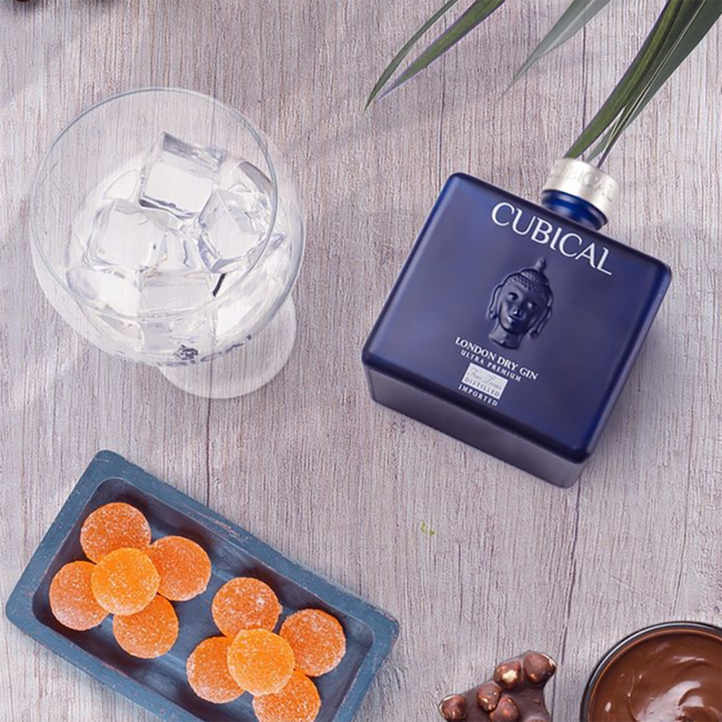 Cubical Ultra Premium London Dry Gin 0.7 l 45% vol