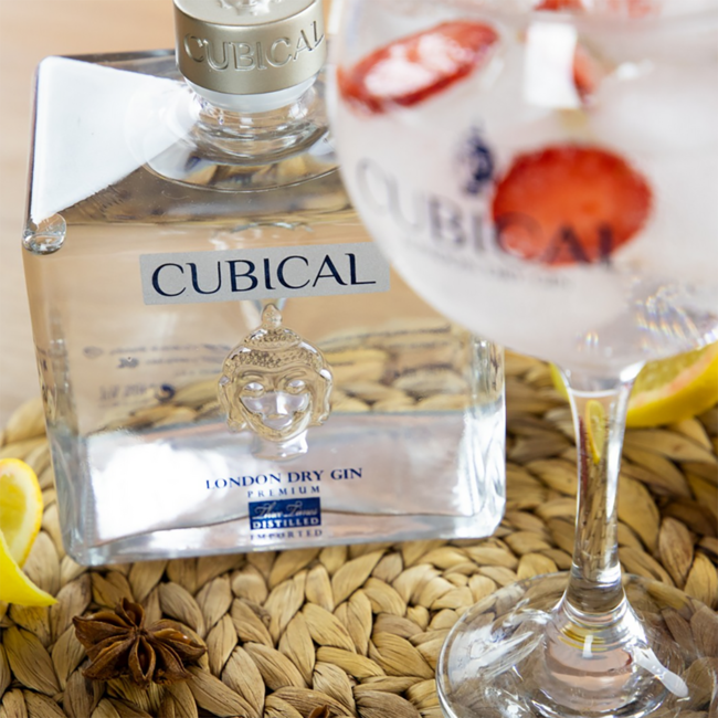 Cubical Premium London Dry Gin 0.7 l 40% vol