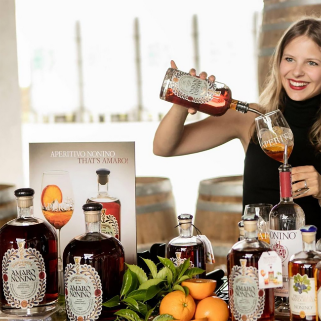 Nonino Amaro Quintessentia Di Erbe  in GB 0.7 l 35% vol