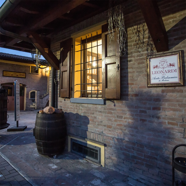 Aceto Balsamico di Modena IGP Vintage Estense Blu (250ml)