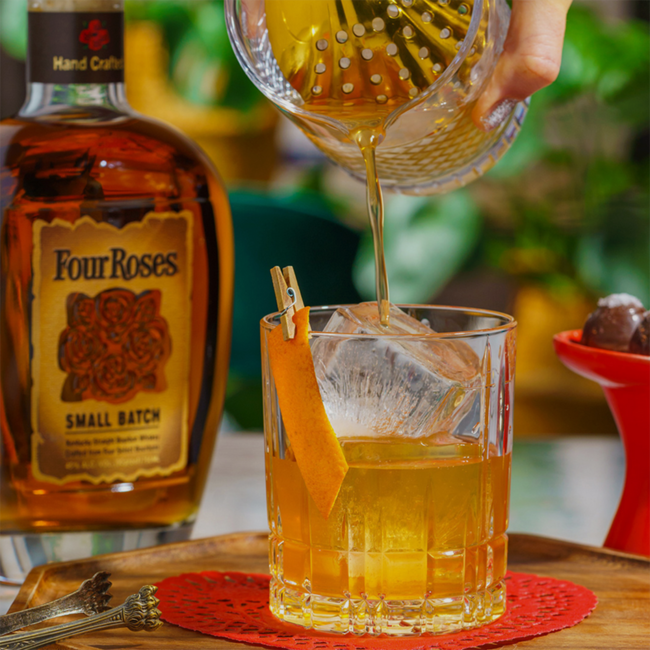 Four Roses Small Batch Bourbon Whiskey  0.7 l 45% vol