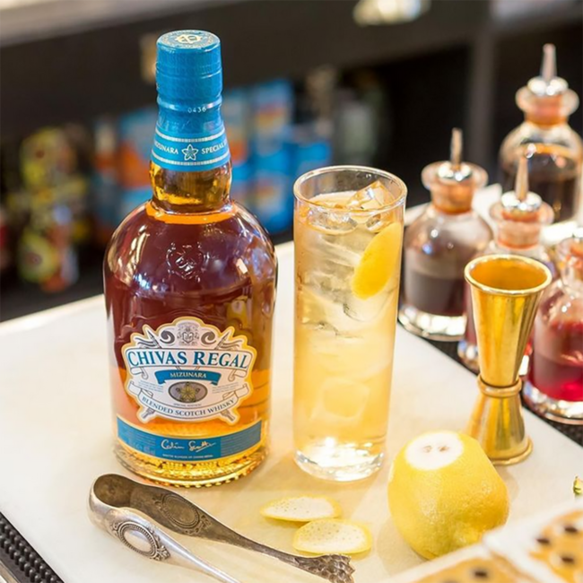 Chivas Regal Mizuanara Blended Scotch Whisky in Box 0.7 l 40 % vol