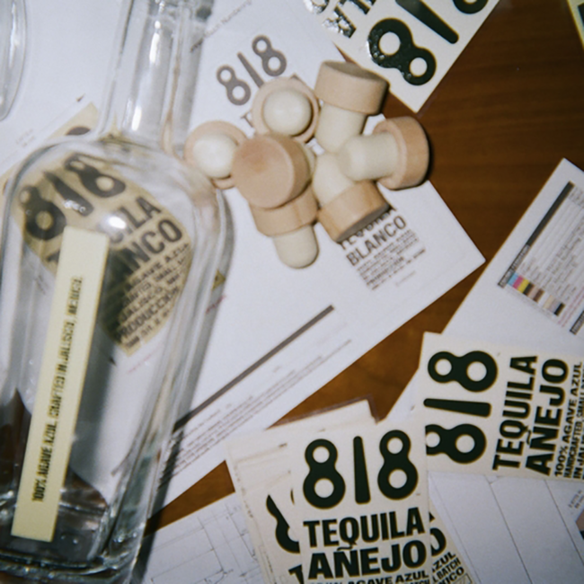 818 Tequila Anejo by Kendall Jenner 0.7 l 40% vol