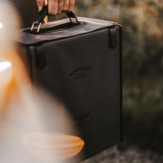 Bowmore 10 Years Dark and Intense Single Malt Whisky 1.00 l 40% vol