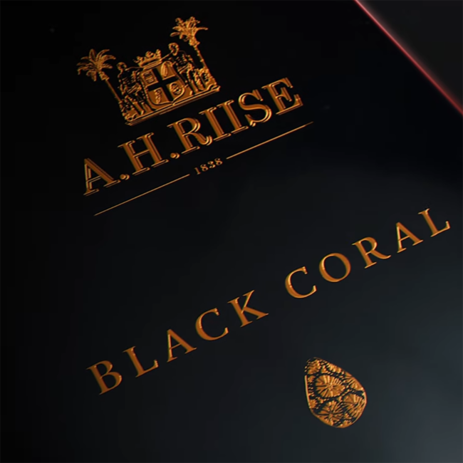 Black Coral Black Gem Collection in Box 0.7 l 45.80 % vol