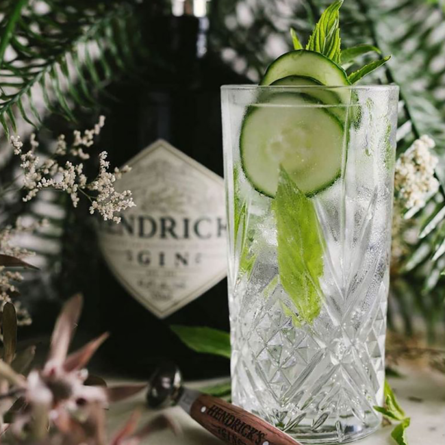 Hendrick's Handcrafted Small Batch Gin 0.7 l 44%