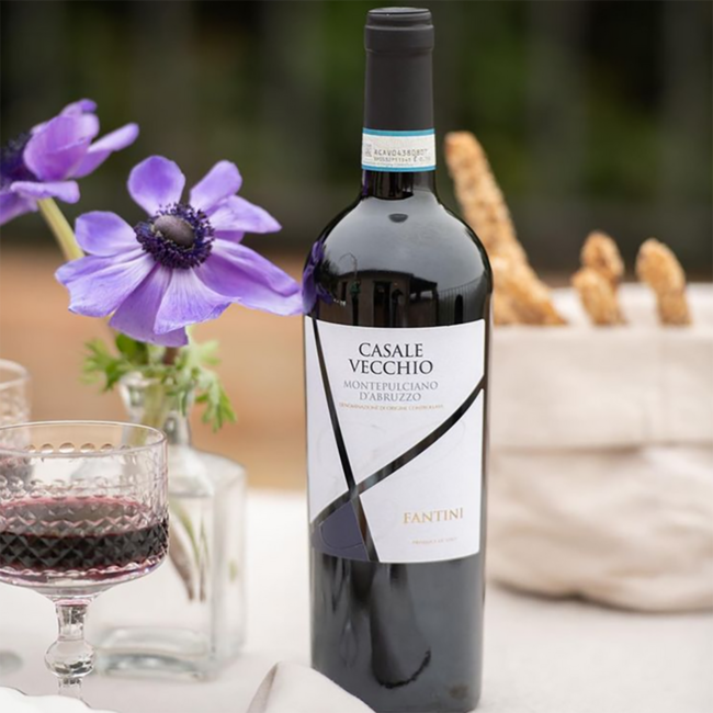 Montepulciano d'Abruzzo DOC Casale Vecchio 2022 0.75 l