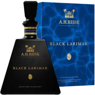 A. H. Riise / Dänemark, Dragør  Black Larimar Black Gem Collection in Box 0.7 l 45.20 % vol