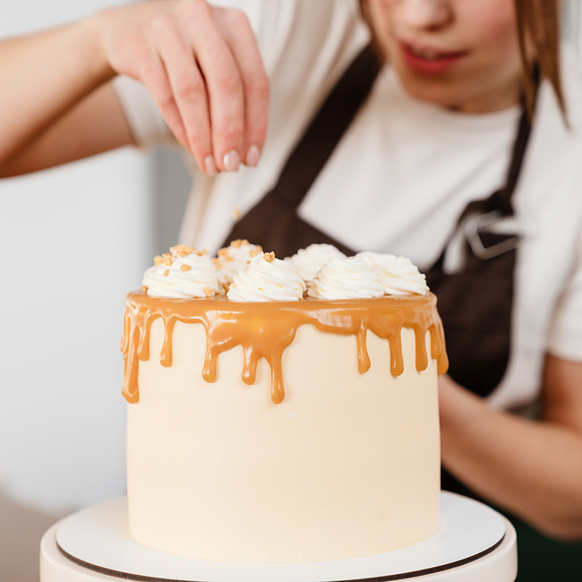 Oster-Eierflasche Salted Caramel Cream Likör 0.10 l 17% vol